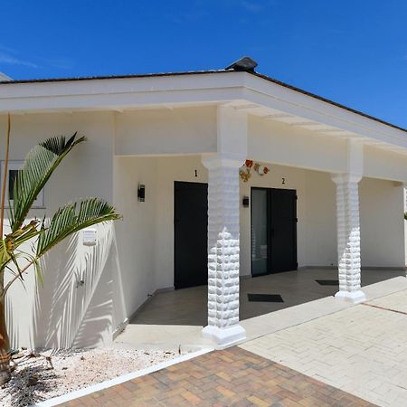 Boutique Hotel Swiss Paradise Aruba Villas And Suites Palm Beach Exterior foto